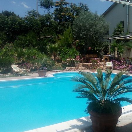 Casa Vacanze Laura Villa Caltanissetta Ngoại thất bức ảnh