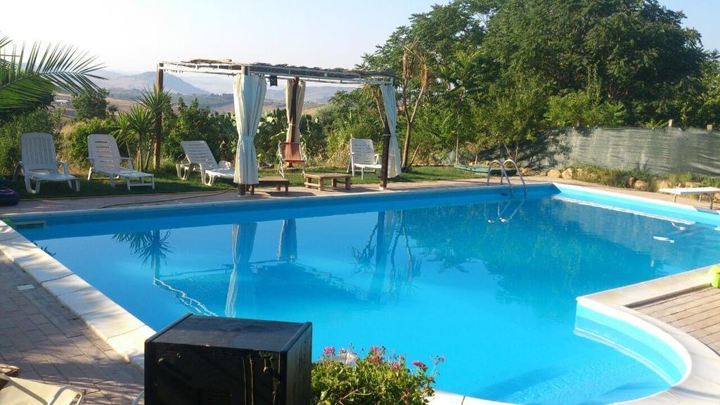 Casa Vacanze Laura Villa Caltanissetta Phòng bức ảnh