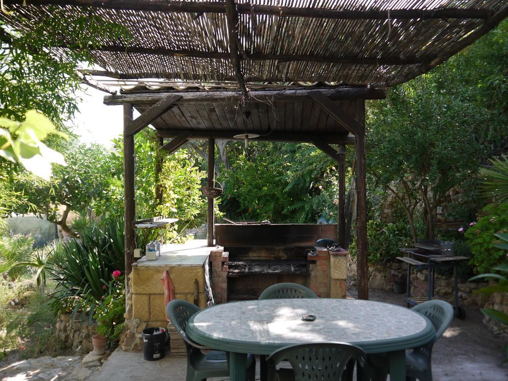 Casa Vacanze Laura Villa Caltanissetta Phòng bức ảnh